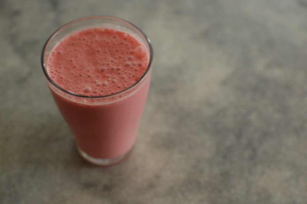 raspberry mint lassi